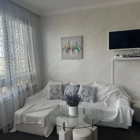Apartamento White Lotus Nereya