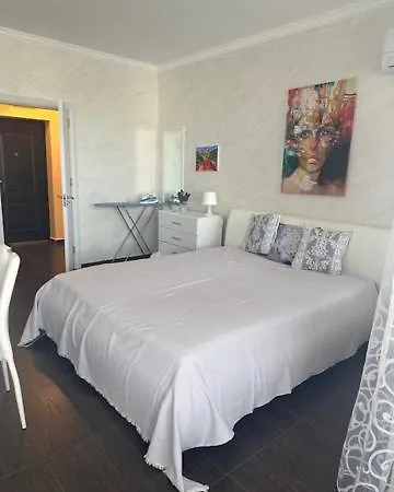 White Lotus Nereya Apartamento